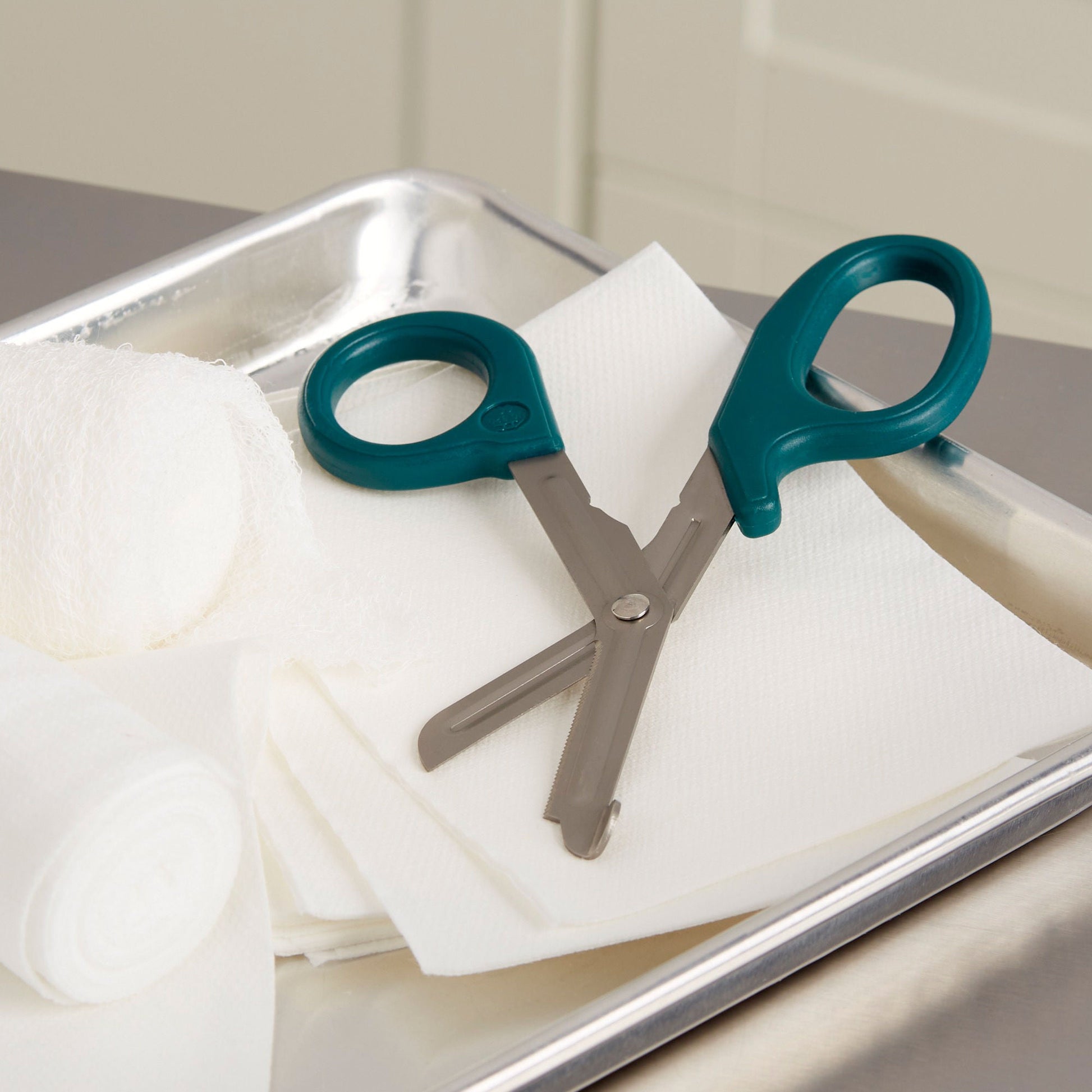 McKesson Medicut™ Trauma Shears, Green, 7.25 Inch Length